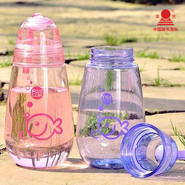 富光可爱儿童塑料水杯学生男女士创意便携带盖防漏透明随手杯子