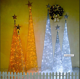 圣诞节新年装饰品1.8四脚发光铁艺金字塔1.5米圣诞树套餐摆设批发