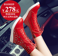 2014韩版真皮平底靴 铆钉系带红色马丁靴潮女短靴春秋平跟短筒靴