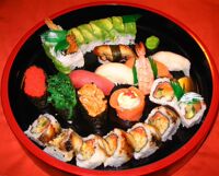寿司料理大拼盘