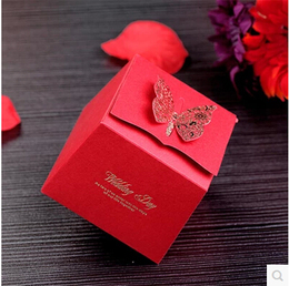 中国红色结婚喜糖盒创意烫金蝴蝶结糖果盒立体喜糖盒批发厂家直销