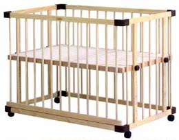 farska婴儿床 无需工具的多功能调节儿童围栏 婴儿床 日本正品