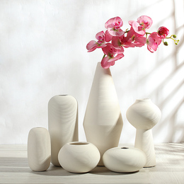 陶瓷白色花瓶摆件 现代简约创意客厅家居软装饰品 大小插花花器