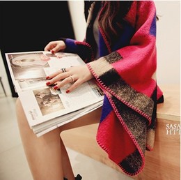 秋冬新款韩国东大门甜美撞色几何图案厚实羊绒披肩 红人秀围巾