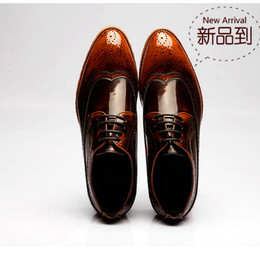 男士复古擦色小皮鞋商务韩版尖头鞋子英伦风内增高布洛克雕花男鞋