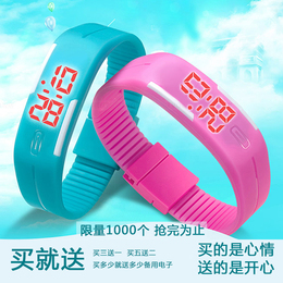 电子表男女手表LED夜光韩国时尚潮流学生儿童防水运动手环时装表