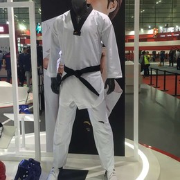 安踏2016赞助中国代表团国家队跆拳道队男女同款跆拳道道服